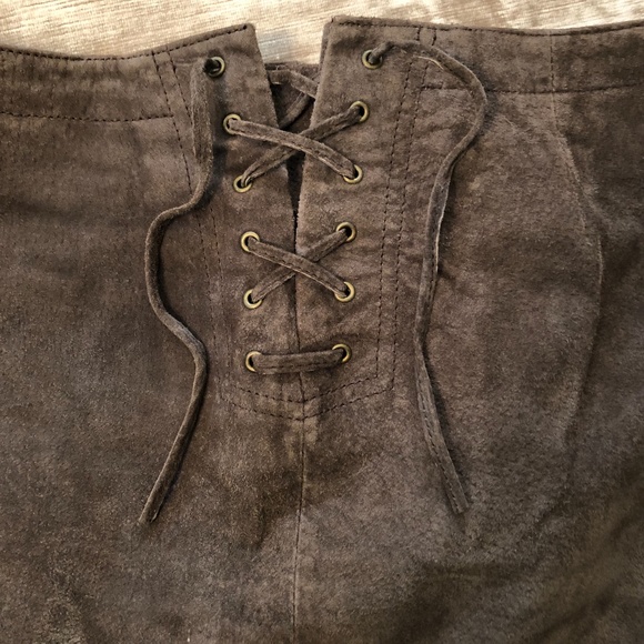 Y2K B.B. Dakota Brown Suede Mini Skirt - Picture 6 of 11